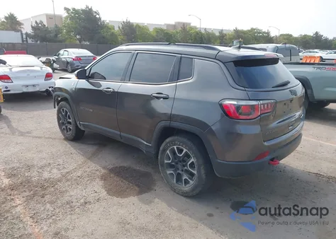 2019 Jeep Compass Trailhawk 4X4 из США, поврежденный, VIN 3C4NJDDB4KT721966